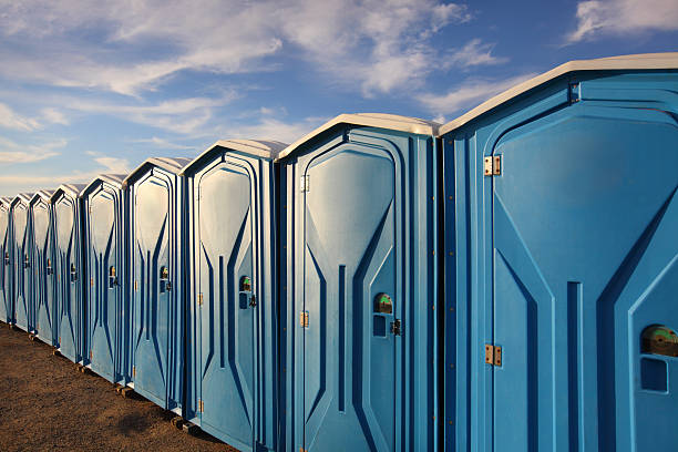 Portable Restroom Setup and Delivery in Lacy Lakeview, TX